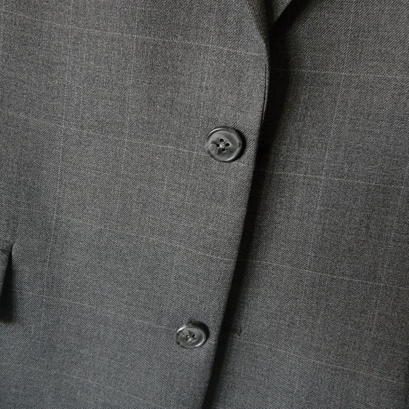 Jos A. Bank Suit Travelers Collection Mens 42R Jacket 38W x 28L Flat Front Pants - Picture 3 of 15